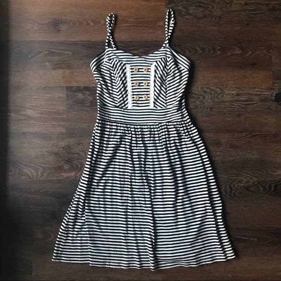 Xhilaration Dresses & Skirts - 💥4/$25💥 Black White Striped Dress w Cute Buttons